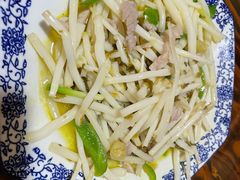 太湖芦苇根炒肉丝-呼吸森林·生态农庄农家乐私房菜