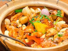 啫啫土鸡煲-荣小馆(杭州大厦店)