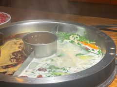 -佬土鹅肠火锅(解放路店)