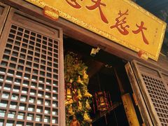 -龙华寺