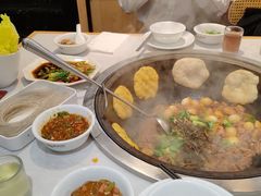 -鲁员外地锅鸡地锅鱼(古墩路店)