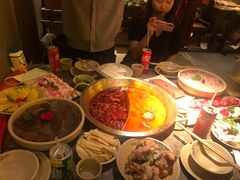 -小龙坎火锅(湖滨银泰in77店)