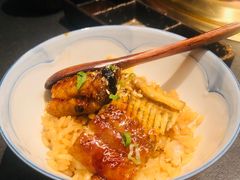 -铭牛烧肉·和牛海鲜自助(高新月牙湖店)