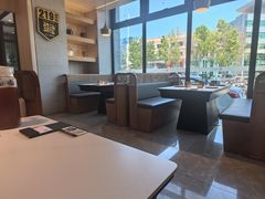 -赶海部落海鲜城(海阳路店)