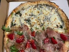 帕尔玛火腿披萨-Primo·丽莫意大利窑烤披萨