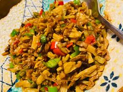 油鸡枞卜豆角-云来居素食馆(海上世界店)