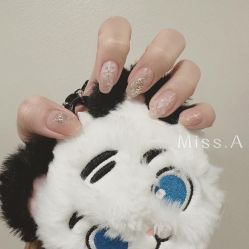 -Miss·A日式美甲美睫