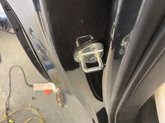 -畅通航行汽车钣金喷漆 无痕修复·局部喷漆