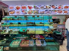 -覃记海鲜美食餐厅