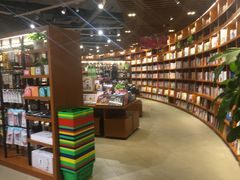 -博览书店(越秀悦汇天地店)