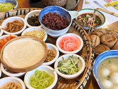 -包整·丝娃娃(一览甲秀楼风景店)