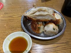 -黄阿姨锅贴大王(万航渡路店)