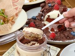 -JINNS锦时 steak&pizza(浸信会礼拜堂旧址店)