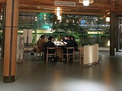 -茅草房·河畔园林火锅