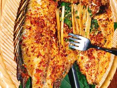 傣味香茅草烤罗非鱼-云海肴·汽锅鸡·云南菜(美罗城店)