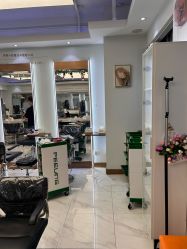 -镁连社·美联社