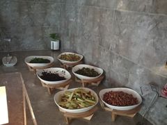 -铂逸梦秦酒店(横店梦幻谷店)