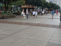 -观音桥步行街