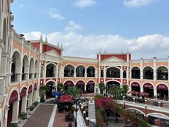 -佛罗伦萨小镇广佛名品奥特莱斯(疏港路店)