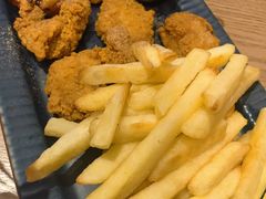 -必胜客(上海华谊新所店)