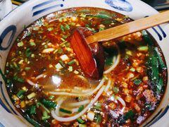 焖肉米线-云上千禾(水上店)