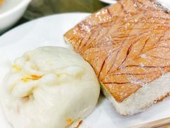 胡萝卜素包子-护国寺小吃(东四店)