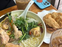 -荣晖咖啡美食(司打口店)