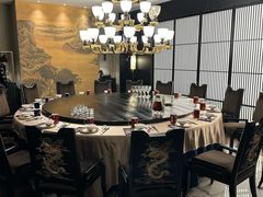 -隆江大酒店(雯婕商务楼店)