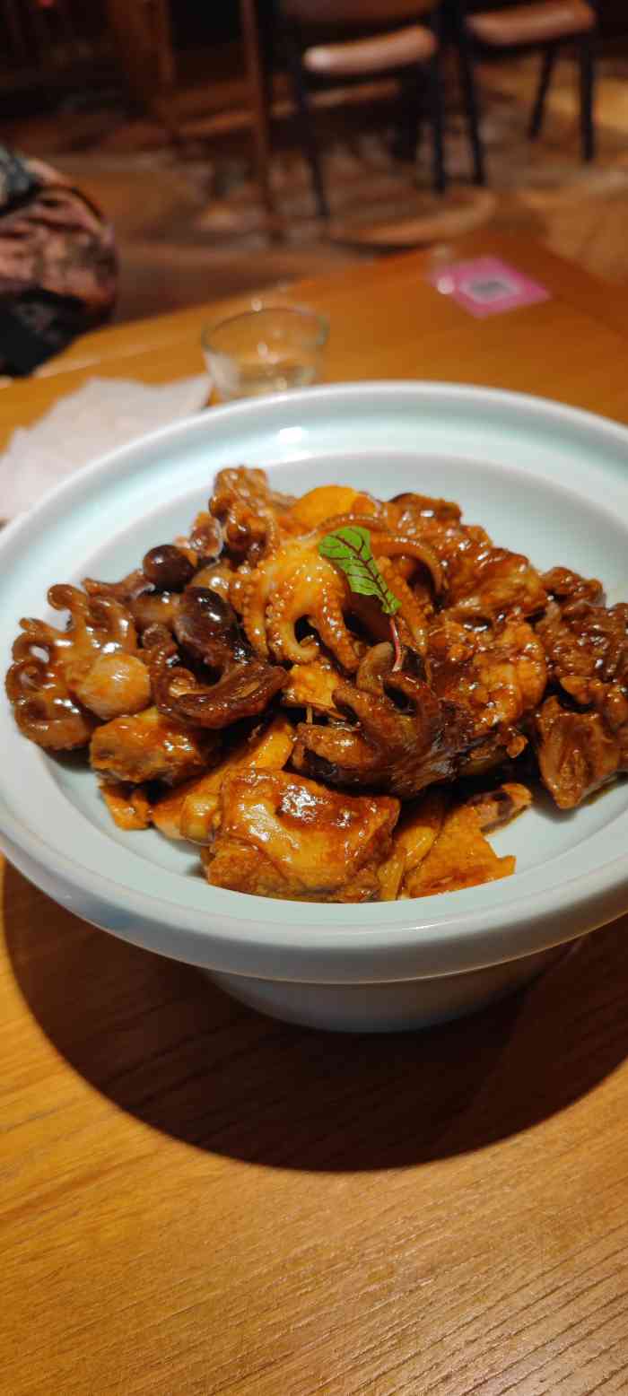 百富源·海鲜辽菜(一方广场店)-"菜的口味还好,中规中矩,绝不难吃但是