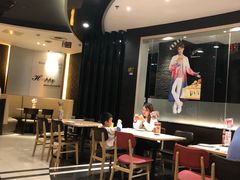 大堂-必胜客(漕宝路店)