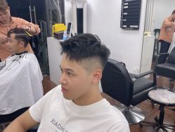 -乾健·烫染·接发SALON