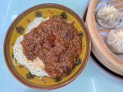 炸酱拌面-食惠里小笼包面馆(越秀店)