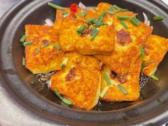 -侬佳蒸菜馆(听潮店)