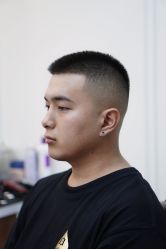 -理昂男士理发店 Barber shop
