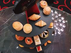 -Salon de The de Joel Robuchon(外滩18号店)