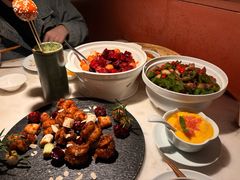宫爆虾球-初蓉丨遇见新川菜(亲贤街荣耀店)