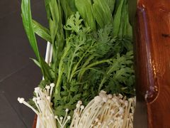 -亿诣蝎府炸酱面羊蝎子火锅(酷车小镇店)