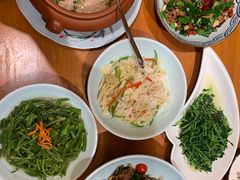 -老滇山寨•云南特色菜•地方菜•民族风情歌舞表演(金碧店)