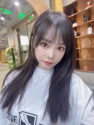 -变画·发型STUDIO