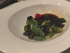 -海派美食·家宴海鲜青岛菜·石锅鲽鱼头(东方城店)