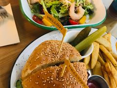 德国盘肠汉堡-HELLO 27 意面·沙拉·帕尼尼