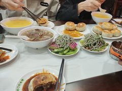 -尹记门钉肉饼(丰台站店)