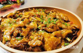 Bamboo Shoot Skin Steamed Pork Belly