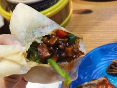 黑三剁配薄饼-雀舞云南菜(乐客城店)