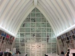 -钟书阁(松江泰晤士小镇店)