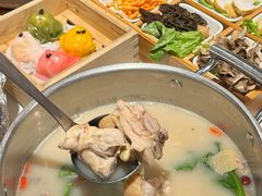 -煲王粤菜餐厅(中侨中心店)
