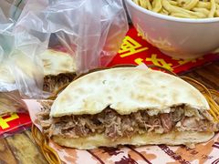 肉夹馍-老陈婆手工面庄