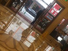 -维也纳酒店(华为广州研发中心罗冲围店)