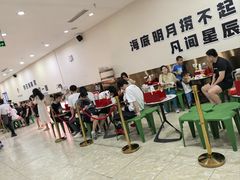 等候区-海底捞火锅(奥体南路店)