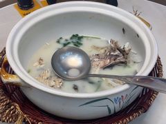 -紫藤园·天目湖大鱼头(南山竹海店)